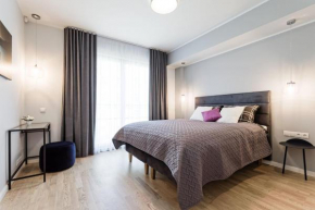 Central apartments, Quiet with Free Parking and AC., Tallinn